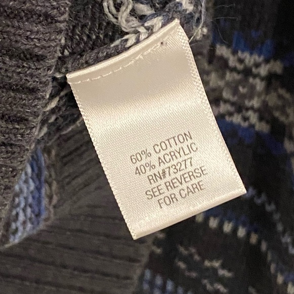 Men’s Vintage Croft & Barrow Holiday Christmas Snowflake Zip Sweater - Picture 6 of 9